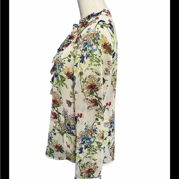 H&M Top Botanical Floral Print Chiffon Blouse Ruffle Button Down Size 6, - Picture 5 of 9